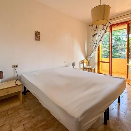 Ostrica Apartment *