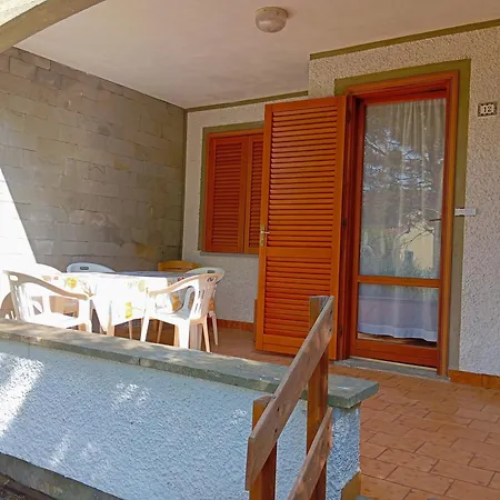Ostrica Apartment *